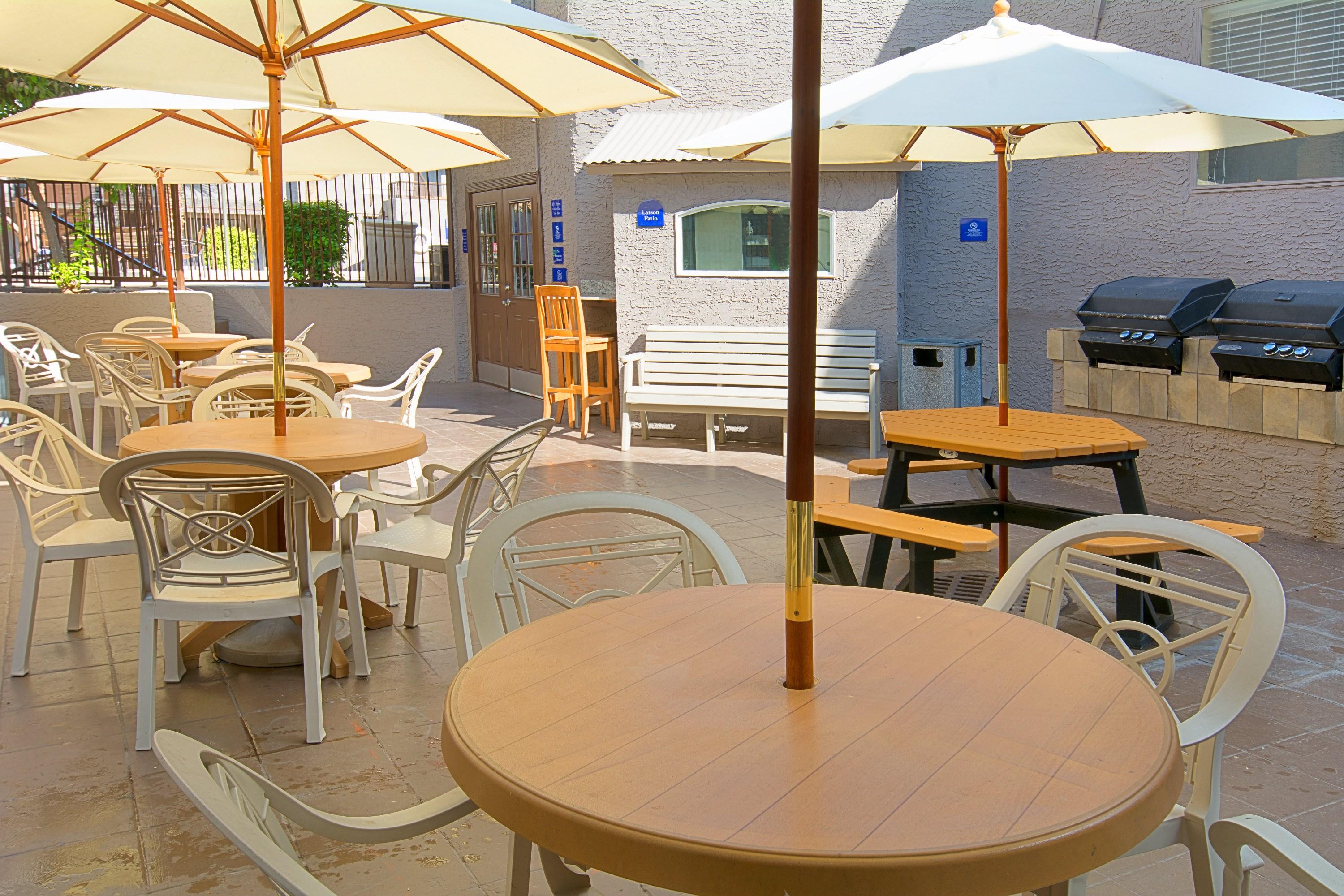 Hotel Tempe/Phoenix Airport Innsuites Hotel & Suites Exterior photo