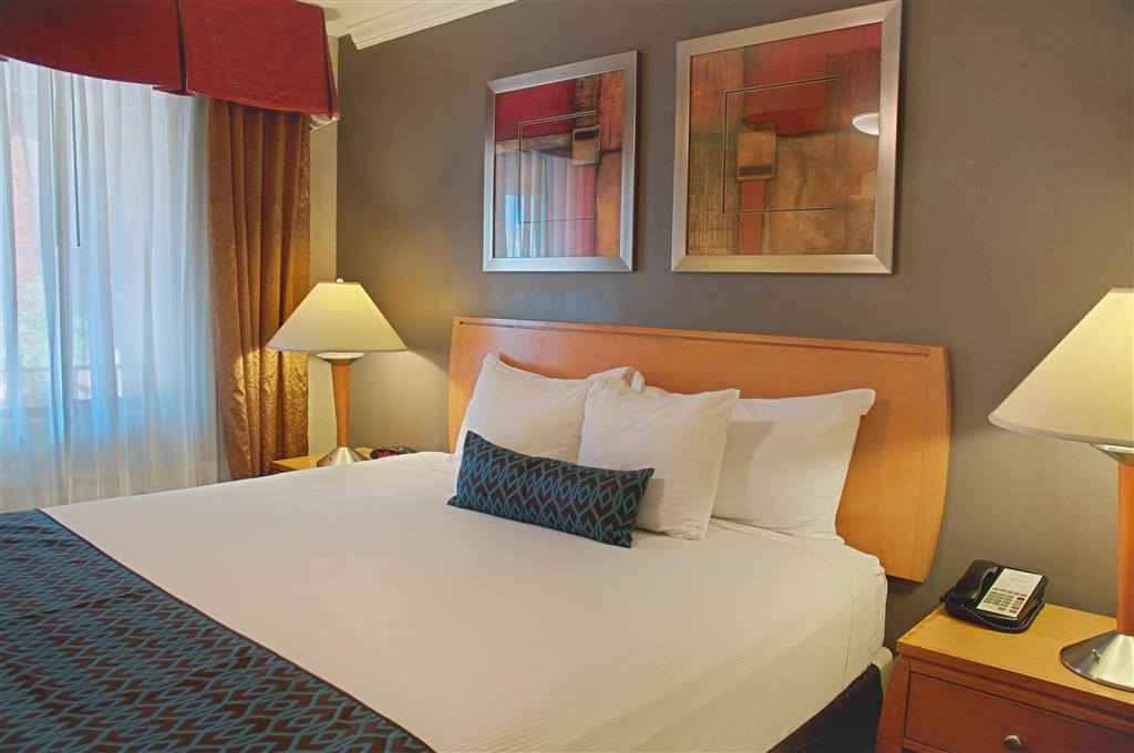 Hotel Tempe/Phoenix Airport Innsuites Hotel & Suites Exterior photo